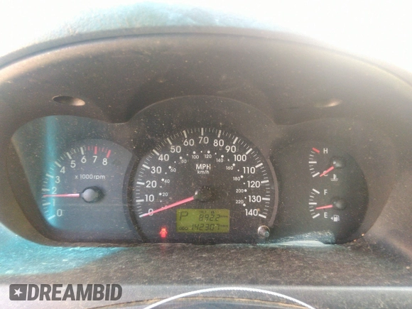 2005 Kia Spectra LX with VIN KNAFE121055121500, listed as a IAAI auction lot 39677018 with 142,307 mi miles. Bid and sale history available at carsss.com. Image 7.