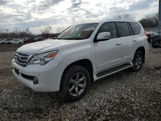 2013 Lexus GX 460 Premium z VIN JTJJM7FXXD5054692, wystawiony jako Copart lot #50315785 z przebiegiem Nie podano mil oraz Szkoda całkowita • Salvage title. Historia ofert i sprzedaży dostępna na DreamBid. Obrazek 1.