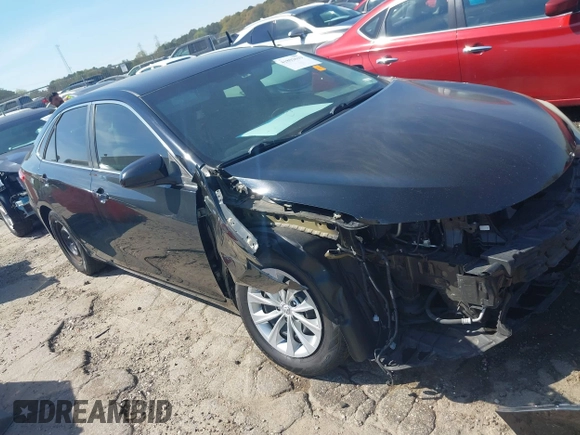 2015 Toyota Camry XLE with VIN 4T4BF1FK4FR499359, listed as a IAAI auction lot 41893619 with 1 mi miles. Bid and sale history available at carsss.com. Image 1.
