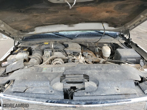 2006 Chevrolet Silverado 2500HD Work Truck with VIN 1GCHK23276F103606, listed as a Copart auction lot 71960354 with 83,830 mi miles and Salvage Title. Bid and sale history available at carsss.com. Image 11.