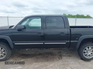 2007 Chevrolet Silverado 1500 LT3 with VIN 2GCEK13Z871177099, listed as a IAAI auction lot 42144567 with 207,622 mi miles and . Bid and sale history available at DreamBid. Image 15.