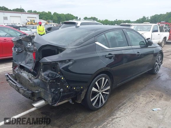 2022 Nissan Altima SR z VIN 1N4BL4CV0NN406553, wystawiony jako IAAI lot #42178905 z przebiegiem 43 138 mil mil oraz . Historia ofert i sprzedaży dostępna na DreamBid. Obrazek 4.