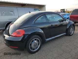 2012 Volkswagen Beetle 2.5L with VIN 3VWJX7AT1CM640492, listed as a Copart auction lot 82370824 with 152,487 mi miles and Non Repairable. Bid and sale history available at carsss.com. Image 3.
