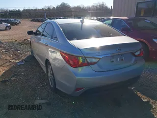 2014 Hyundai Sonata SE with VIN 5NPEC4AC0EH848726, listed as a IAAI auction lot 41747200 with 121,720 mi miles and . Bid and sale history available at DreamBid. Image 3.