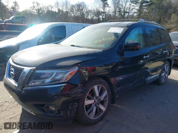 2013 Nissan Pathfinder SV with VIN 5N1AR2MM9DC612040, listed as a IAAI auction lot 41247711 with 179,289 mi miles. Bid and sale history available at carsss.com. Image 2.