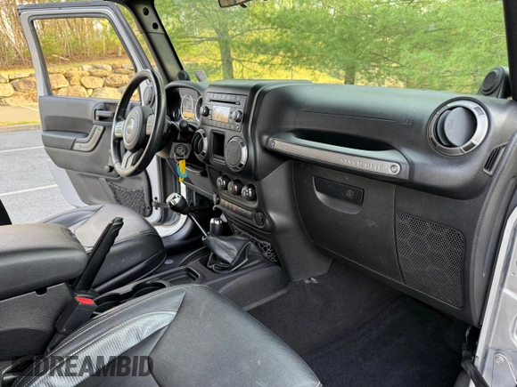 2014 Jeep Wrangler Unlimited Sport with VIN 1C4BJWDG0EL192509, listed as a Copart auction lot 54269205 with 50,701 mi miles and Clean Title. Bid and sale history available at carsss.com. Image 5.