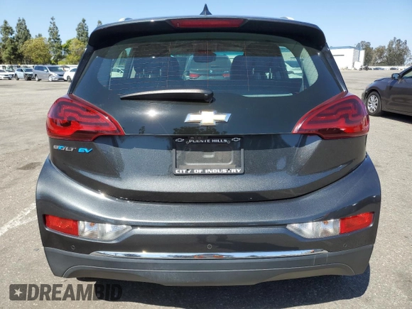 2020 Chevrolet Bolt EV Premier z VIN 1G1FZ6S02L4106293, wystawiony jako Copart lot #58087115 z przebiegiem 83 688 mil mil oraz Szkoda całkowita • Salvage title. Historia ofert i sprzedaży dostępna na DreamBid. Obrazek 6.