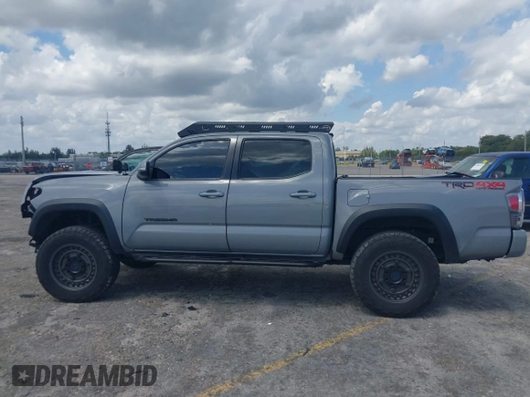 2020 Toyota Tacoma SR5 с VIN 3TMCZ5AN1LM351625, выставлен на аукционе IAAI как лот 41931616 с пробегом 99 333 миль миль и . История ставок и продаж доступна на DreamBid. Изображение 14.
