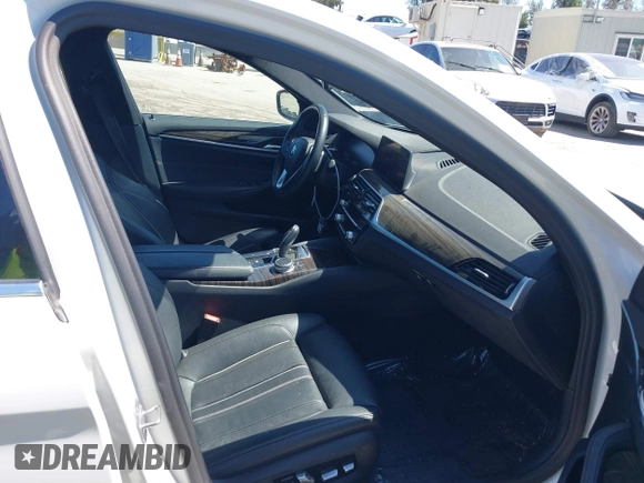 2020 BMW 5 Series 530i with VIN WBAJR3C02LWW79260, listed as a IAAI auction lot 41798999 with 91,180 mi miles and . Bid and sale history available at DreamBid. Image 5.