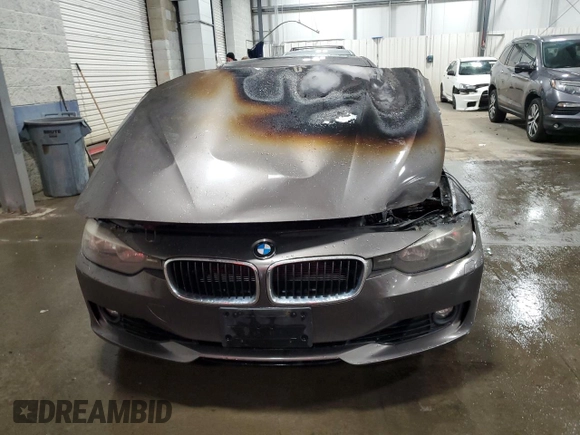 2013 BMW 3 Series 328i xDrive with VIN WBA3B3G56DNR79779, listed as a Copart auction lot 87406574 with 0 mi miles and Salvage Title. Bid and sale history available at carsss.com. Image 5.