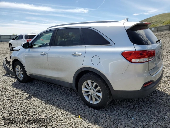 2017 Kia Sorento LX с VIN 5XYPGDA54HG293032, выставлен на аукционе Copart как лот 57272025 с пробегом 113 701 миль миль и Списание • Salvage title. История ставок и продаж доступна на DreamBid. Изображение 2.