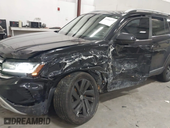 2021 Volkswagen Atlas SEL with VIN 1V2BR2CA7MC513764, listed as a IAAI auction lot 41166277 with 67,850 mi miles and . Bid and sale history available at DreamBid. Image 6.
