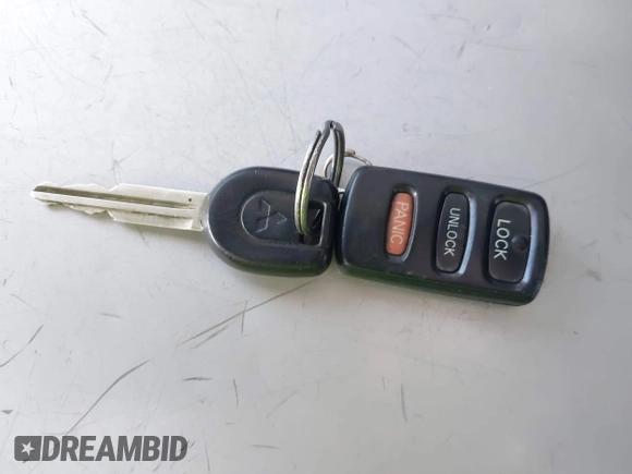 2002 Mitsubishi Montero Limited z VIN JA4MW51R02J056182, wystawiony jako IAAI lot #41997067 z przebiegiem 176 963 mil mil oraz . Historia ofert i sprzedaży dostępna na DreamBid. Obrazek 11.