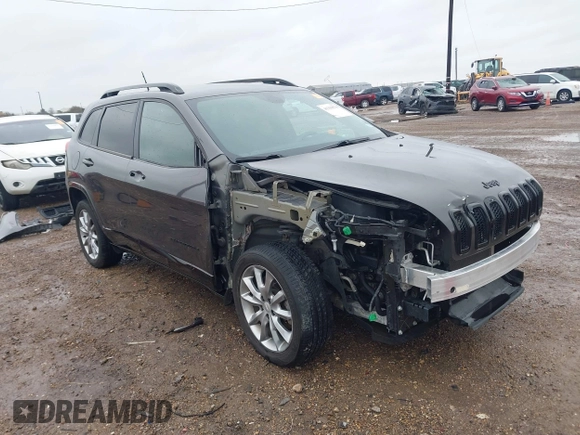 2018 Jeep Cherokee Latitude with VIN 1C4PJLCB6JD588989, listed as a IAAI auction lot 41319570 with 71,333 mi miles. Bid and sale history available at carsss.com. Image 1.