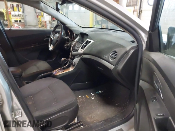 2015 Chevrolet Cruze LT with VIN 1G1PC5SB0F7106006, listed as a IAAI auction lot 41779345 with 127,532 mi miles and . Bid and sale history available at DreamBid. Image 5.