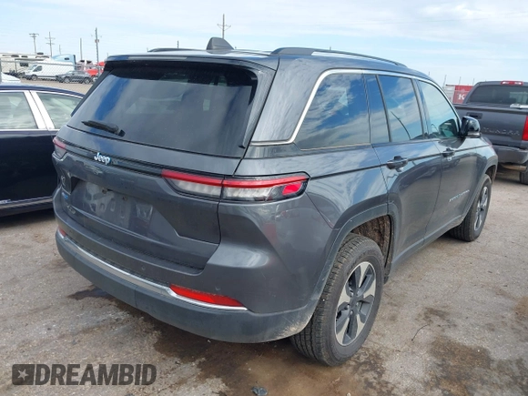 2024 Jeep Grand Cherokee with VIN 1C4RJYB62R8958365, listed as a IAAI auction lot 42553595 with 43,004 mi miles and . Bid and sale history available at DreamBid. Image 4.