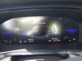 2024 Volkswagen Taos SE z VIN 3VVEX7B21RM001601, wystawiony jako IAAI lot #41406215 z przebiegiem 8 557 mil mil oraz . Historia ofert i sprzedaży dostępna na DreamBid. Obrazek 7.