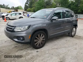 2016 Volkswagen Tiguan SEL with VIN WVGAV7AX8GW577338, listed as a Copart auction lot 53916725 with 102,111 mi miles and Salvage Title. Bid and sale history available at DreamBid. Image 1.