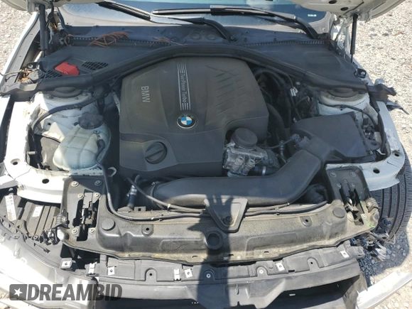 2013 BMW 3 Series 335i xDrive z VIN WBA3B9C51DF140819, wystawiony jako Copart lot #54215495 z przebiegiem 138 694 mil mil oraz Szkoda całkowita • Salvage title. Historia ofert i sprzedaży dostępna na DreamBid. Obrazek 11.