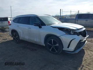 2022 Toyota Highlander XSE z VIN 5TDJZRBH1NS223427, wystawiony jako IAAI lot #41760025 z przebiegiem 33 583 mil mil oraz . Historia ofert i sprzedaży dostępna na DreamBid. Obrazek 1.