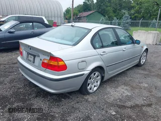 2005 BMW 3 Series 325i z VIN WBAET37495NJ88337, wystawiony jako IAAI lot #42538116 z przebiegiem Nie podano mil oraz . Historia ofert i sprzedaży dostępna na DreamBid. Obrazek 4.