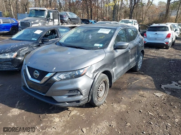 2020 Nissan Rogue Sport S with VIN JN1BJ1CW0LW646879, listed as a IAAI auction lot 41447592 with 42,989 mi miles. Bid and sale history available at carsss.com. Image 2.