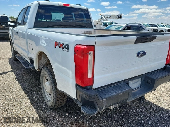 2023 Ford F-250 XL with VIN 1FT7X2BA0PEC24202, listed as a IAAI auction lot 42833329 with 55,247 mi miles and . Bid and sale history available at DreamBid. Image 6.