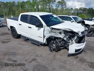 2018 Chevrolet Colorado 2WD LT z VIN 1GCGSCEA8J1164412, wystawiony jako IAAI lot #41998693 z przebiegiem 108 346 mil mil oraz . Historia ofert i sprzedaży dostępna na DreamBid. Obrazek 1.