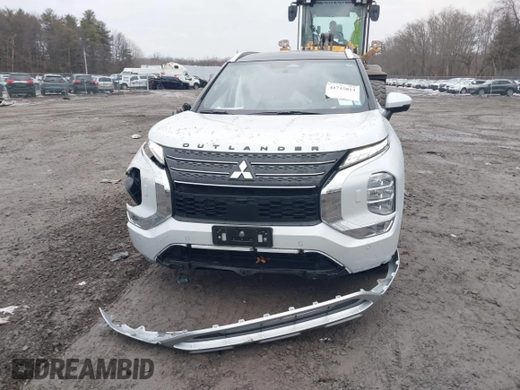 2024 Mitsubishi Outlander SEL z VIN JA4J4WA89RZ056649, wystawiony jako IAAI lot #41715013 z przebiegiem 7 835 mil mil oraz . Historia ofert i sprzedaży dostępna na DreamBid. Obrazek 6.