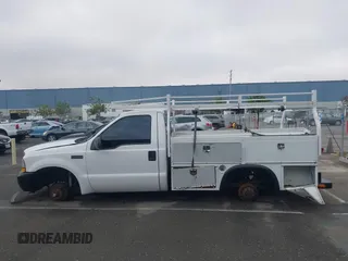 2004 Ford F-250 XL z VIN 1FTNF20L64EE05962, wystawiony jako IAAI lot #41103571 z przebiegiem Nie podano mil oraz . Historia ofert i sprzedaży dostępna na DreamBid. Obrazek 13.