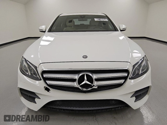 2017 Mercedes-Benz E 300 Luxury with VIN WDDZF4JB7HA048166, listed as a Copart auction lot 60746955 with 112,553 mi miles and Clean title. Bid and sale history available at DreamBid. Image 5.