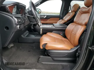 2021 Lincoln Navigator Reserve z VIN 5LMJJ2LT8MEL10031, wystawiony jako Copart lot #37011694 z przebiegiem 55 193 mil mil oraz . Historia ofert i sprzedaży dostępna na DreamBid. Obrazek 7.