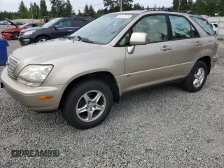 2002 Lexus RX 300 z VIN JTJHF10U820277506, wystawiony jako Copart lot #58133015 z przebiegiem 236 003 mil mil oraz Tytuł czysty. Historia ofert i sprzedaży dostępna na DreamBid. Obrazek 1.