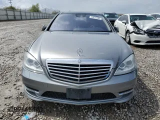 2012 Mercedes-Benz S 550 z VIN WDDNG9EB2CA438250, wystawiony jako Copart lot #53573405 z przebiegiem Nie podano mil oraz Czysty tytuł • Clean title. Historia ofert i sprzedaży dostępna na DreamBid. Obrazek 5.