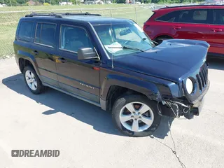2011 Jeep Patriot Latitude with VIN 1J4NF1GB0BD127757, listed as a IAAI auction lot 42596934 with 185,378 mi miles and . Bid and sale history available at DreamBid. Image 1.