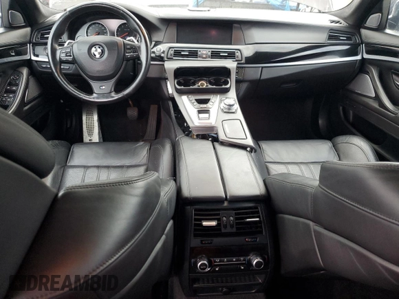 2013 BMW M5 z VIN WBSFV9C57DD096739, wystawiony jako Copart lot #59640315 z przebiegiem 85 840 mil mil oraz Czysty tytuł • Clean title. Historia ofert i sprzedaży dostępna na DreamBid. Obrazek 8.