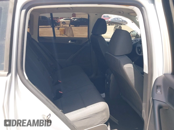 2010 Volkswagen Tiguan S with VIN WVGAV7AX5AW002380, listed as a IAAI auction lot 42604662 with 124,841 mi miles and . Bid and sale history available at DreamBid. Image 8.