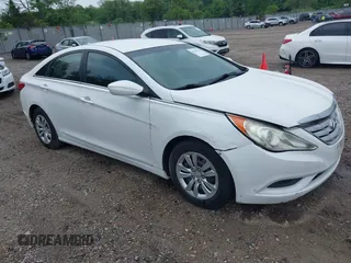 2011 Hyundai Sonata GLS z VIN 5NPEB4AC3BH192911, wystawiony jako IAAI lot #42259356 z przebiegiem 105 345 mil mil oraz . Historia ofert i sprzedaży dostępna na DreamBid. Obrazek 1.