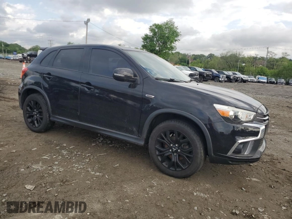 2019 Mitsubishi Outlander ES z VIN JA4AR3AU1KU016081, wystawiony jako Copart lot #55877175 z przebiegiem 97 964 mil mil oraz Czysty tytuł • Clean title. Historia ofert i sprzedaży dostępna na DreamBid. Obrazek 4.