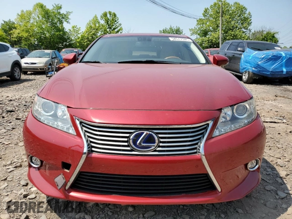 2014 Lexus ES 300h with VIN JTHBW1GG4E2050166, listed as a Copart auction lot 58517595 with 69,994 mi miles and Salvage title. Bid and sale history available at DreamBid. Image 5.