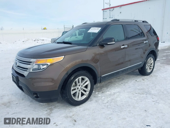 2015 Ford Explorer XLT with VIN 1FM5K8D81FGA95629, listed as a IAAI auction lot 41550100 with 138,968 mi miles. Bid and sale history available at carsss.com. Image 18.