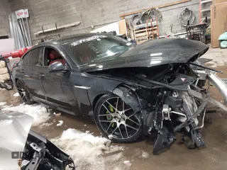 2014 BMW 6 Series 650i xDrive with VIN WBA6B4C56ED760482, listed as a IAAI auction lot 41384990 with 64,863 mi miles. Bid and sale history available at carsss.com. Image 1.