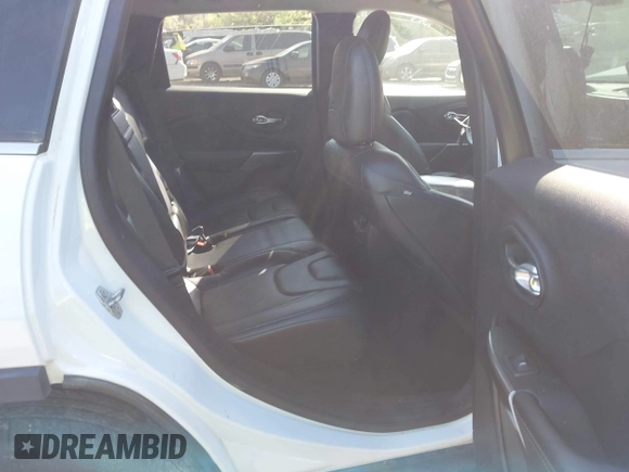 2019 Jeep Cherokee Limited with VIN 1C4PJMDX5KD305788, listed as a IAAI auction lot 42063222 with 113,194 mi miles and . Bid and sale history available at DreamBid. Image 8.