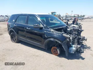 2015 Ford Police Interceptor Utility z VIN 1FM5K8AT6FGA57001, wystawiony jako IAAI lot #42381209 z przebiegiem Nie podano mil oraz . Historia ofert i sprzedaży dostępna na DreamBid. Obrazek 1.