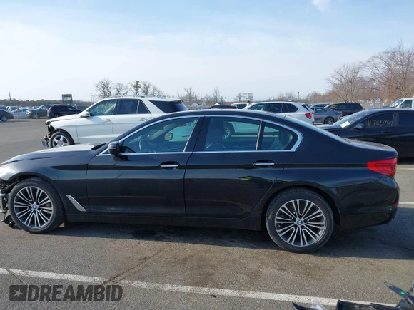 2018 BMW 5 Series 530i xDrive с VIN WBAJA7C55JWA71551, выставлен на аукционе IAAI как лот 41779459 с пробегом 155 424 миль миль и . История ставок и продаж доступна на DreamBid. Изображение 3.