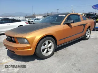 2007 Ford Mustang Deluxe z VIN 1ZVHT80N275227754, wystawiony jako Copart lot #58585035 z przebiegiem 160 466 mil mil oraz Nie do naprawy • Non repairable. Historia ofert i sprzedaży dostępna na DreamBid. Obrazek 1.