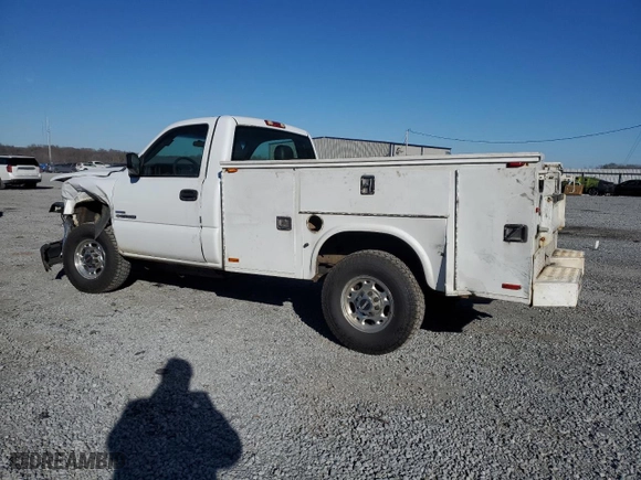 2007 Chevrolet Silverado 2500HD Classic Work Truck with VIN 1GCHK24D47E109449, listed as a Copart auction lot 46075665 with 318,211 mi miles and Salvage Title. Bid and sale history available at carsss.com. Image 2.