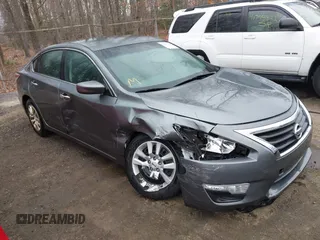 2015 Nissan Altima 2.5 S with VIN 1N4AL3APXFN892087, listed as a IAAI auction lot 41767607 with 140,750 mi miles. Bid and sale history available at carsss.com. Image 1.