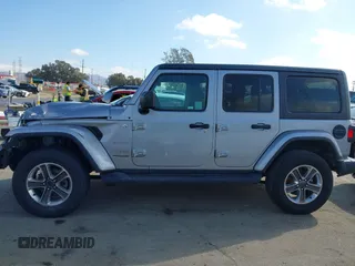 2020 Jeep Wrangler Unlimited Sahara with VIN 1C4HJXENXLW230207, listed as a IAAI auction lot 41507141 with 1 mi miles. Bid and sale history available at carsss.com. Image 13.