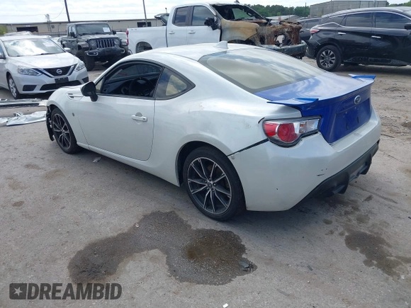 2017 Toyota 86 z VIN JF1ZNAA12H9701111, wystawiony jako IAAI lot #42016381 z przebiegiem 58 948 mil mil oraz . Historia ofert i sprzedaży dostępna na DreamBid. Obrazek 3.